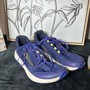 Women's Purple Athletic Shoes